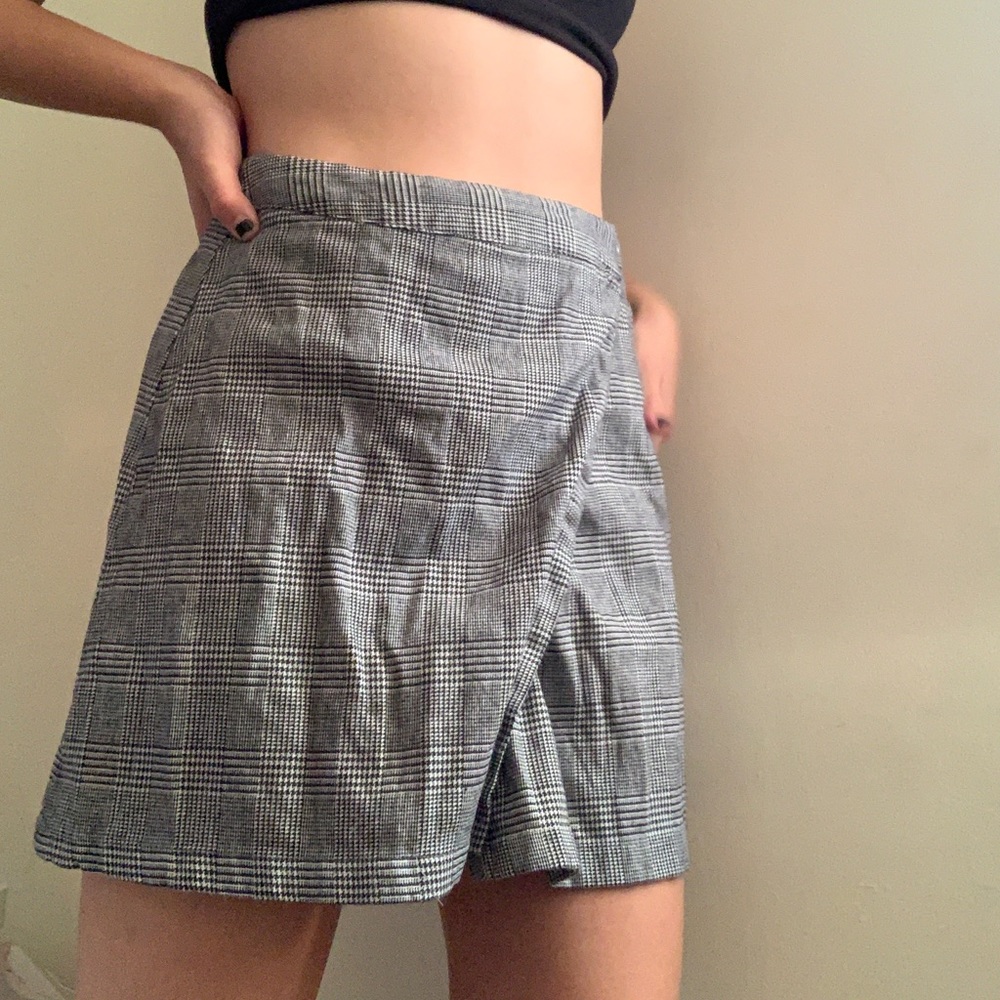Brandy Melville wrap skirt